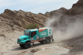 Грузовики Iveco лидируют на «Дакар-2014»