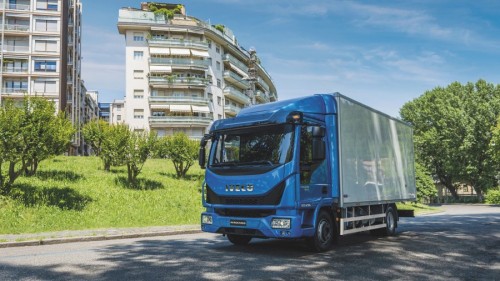 Рефрижератор Stralis NP 400  с газовым двигателем представит компания IVECO